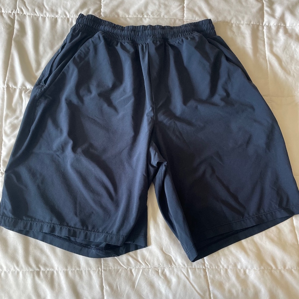 Lululemon shorts, navy